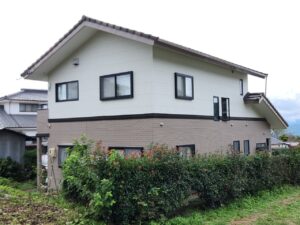 ツートン外壁