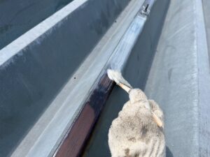 伊那市屋根施工中