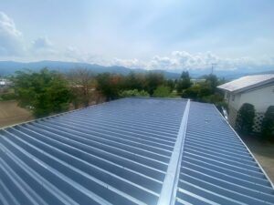 伊那市施工後　折半屋根