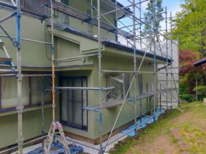 上田市モルタル　施工中