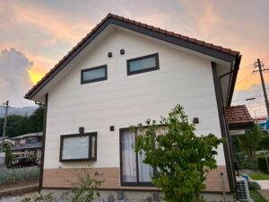 宮田村　鉄板サイディング　施工後外観