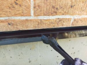 宮田村　鉄板サイディング　施工中　水切り